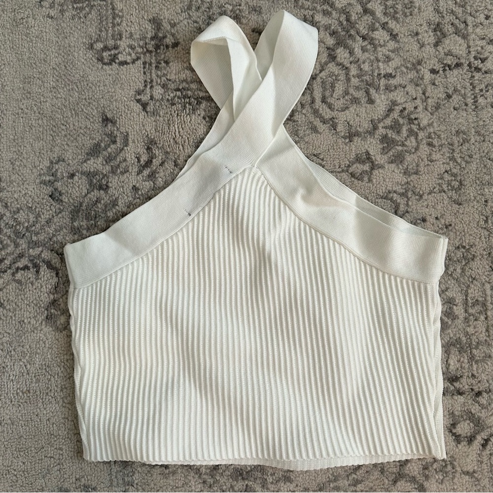 Crossneck Ribbed Halter Top - Picture 3 of 4